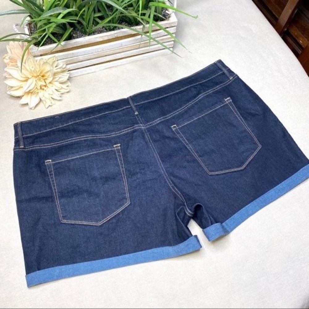 Ava & Viv Blue Jean Denim MIDI Shorts Stretchy - Picture 6 of 10